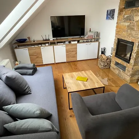 “u Nas V Podkrovi“ V Rezidenci Klostermann, 24 * Železná Ruda